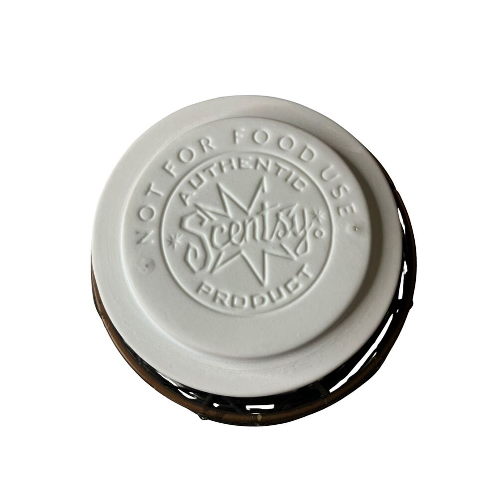 Scentsy Rustic Wire Cage Electric Wax Warmer - White Ceramic - 25W - Picture 6 of 8